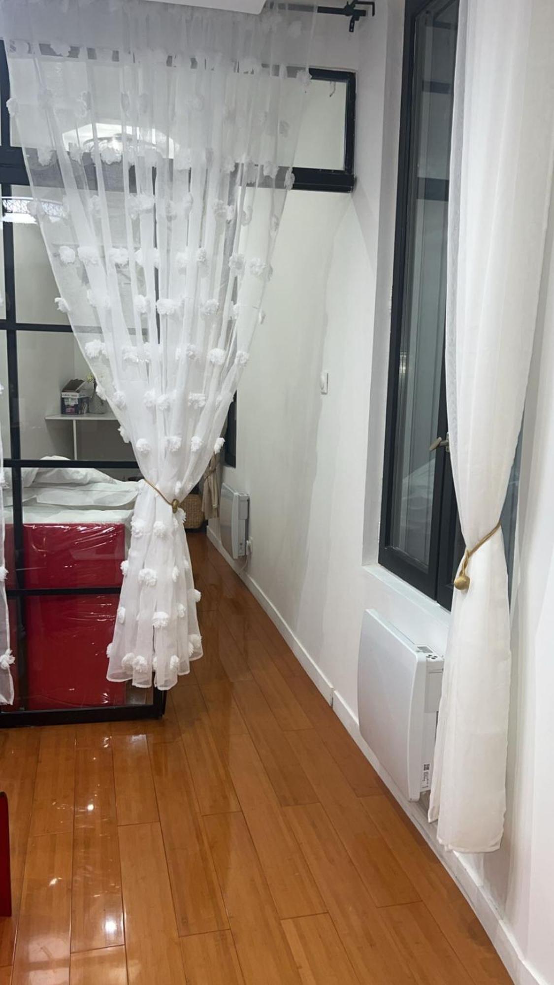 Le 2e Colombier Apartment *