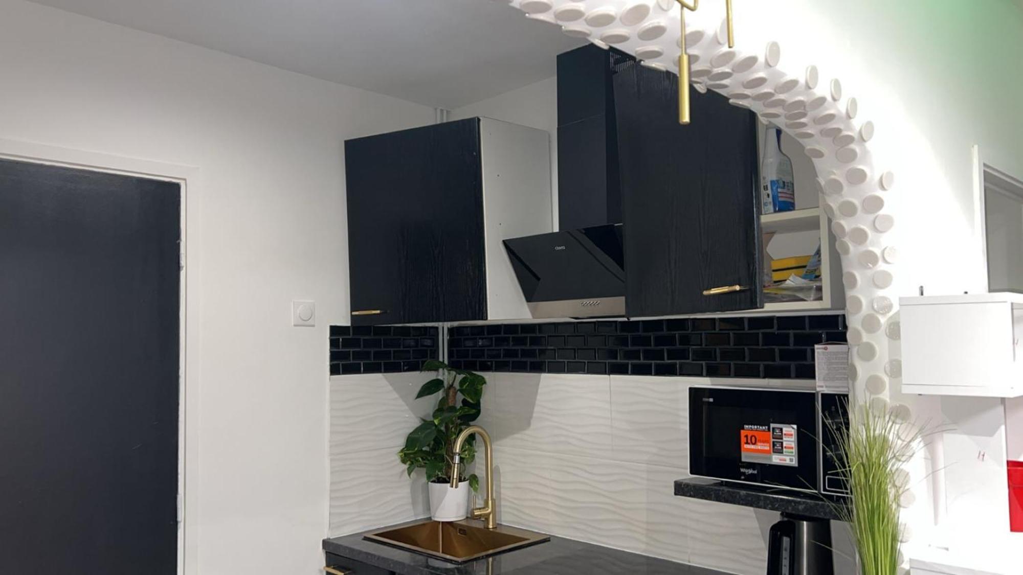 Le 2e Colombier Apartment