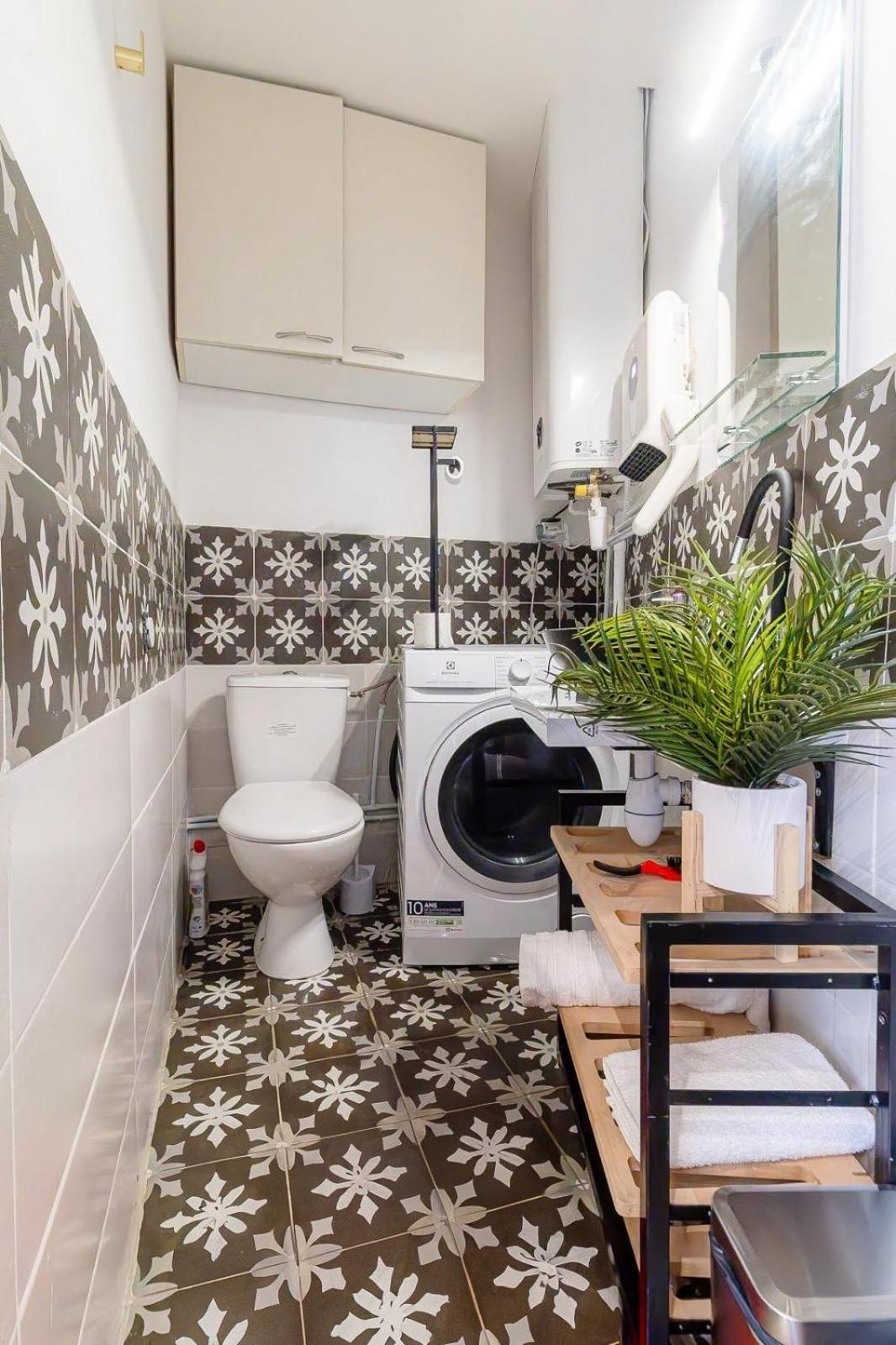 Le 2e Colombier Apartment